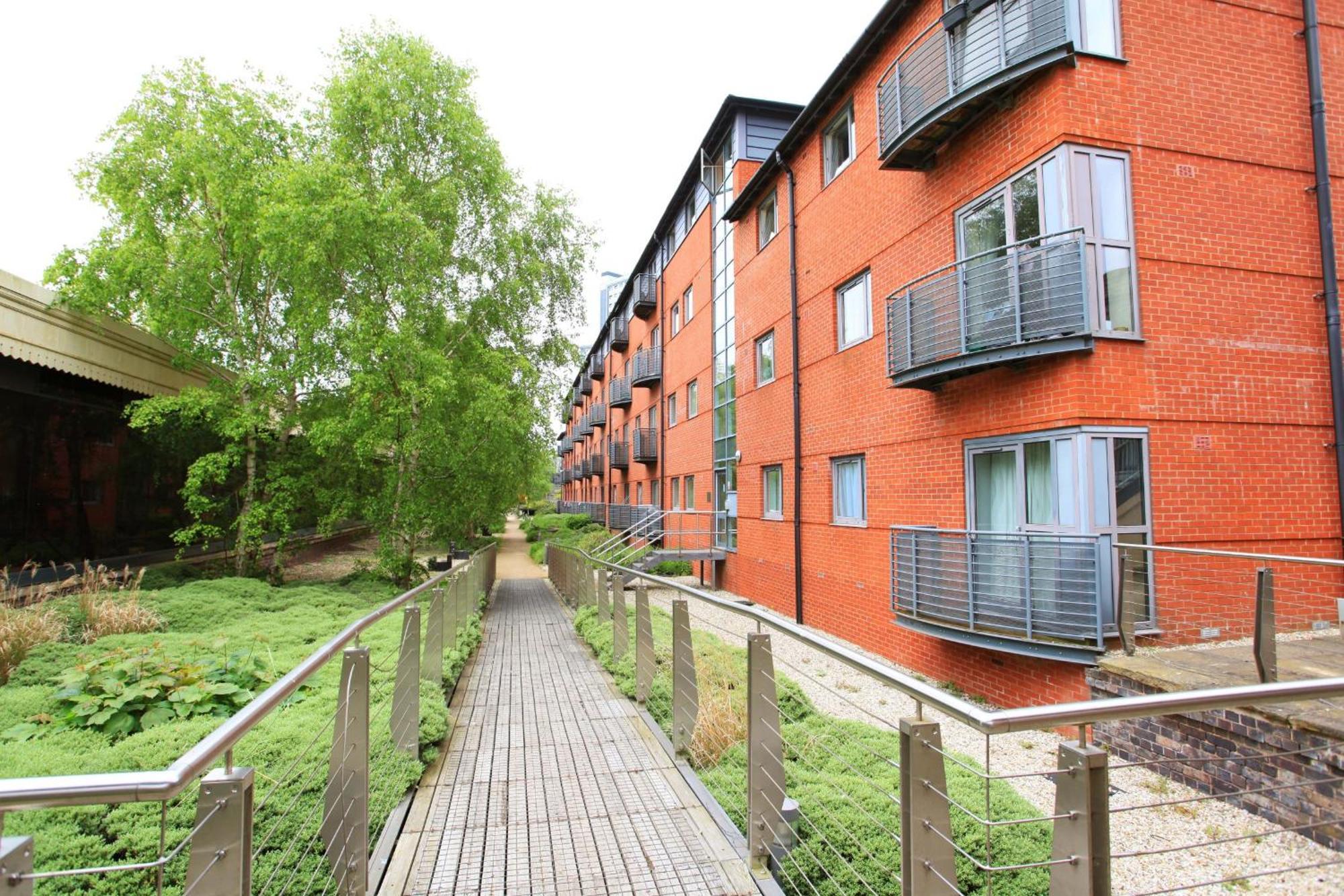 Broad Gauge Apartments Wolverhampton Esterno foto
